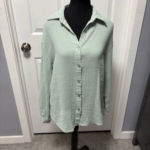 Priv Button Down Top